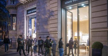 El Passeig de Gràcia pasa de Distrito Financiero a Avenida del Lujo