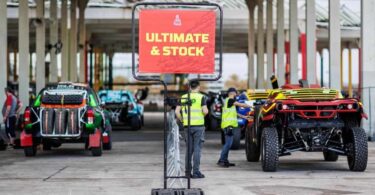 Barcelona se llena de adrenalina con la llegada del Rally Dakar al Port Vell