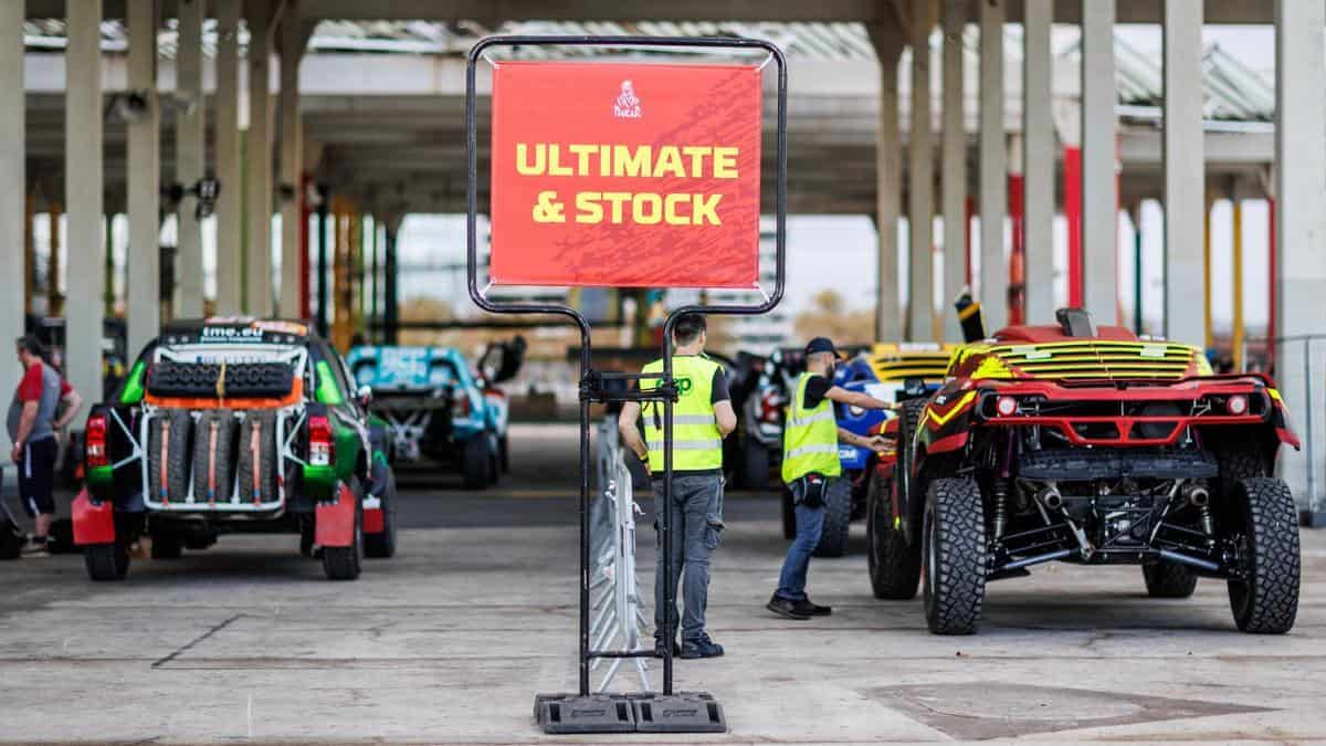 Barcelone fait le plein d'adrénaline avec l'arrivée du Rallye Dakar à Port Vell