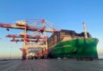 El gigante de los mares, el buque CMA CGM Palais Royal llega a Barcelona