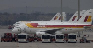 Huelga en Iberia que traerá inconvenientes para los viajeros en Navidad