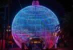 Barcelona extiende una hora más el encendido de las luces de Navidad