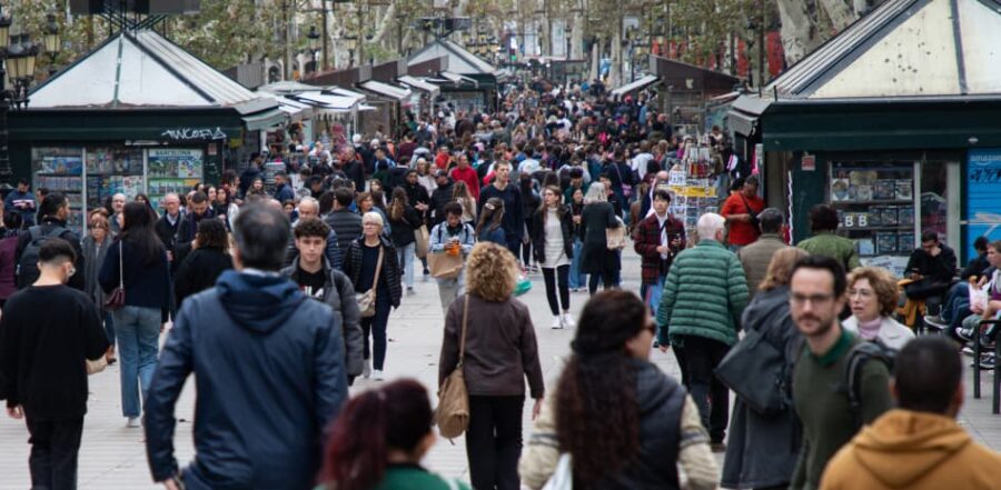 Boom poblacional histórico: Barcelona alcanza los 1.7 millones de habitantes
