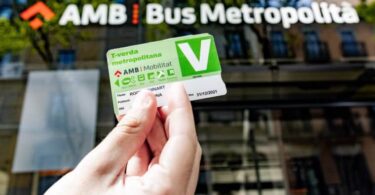 La T-Verde para viajar gratis en el metro de Barcelona