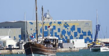 Barcelona planea traer agua desde la desalinizadora de Sagunt