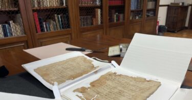 Descubren poemas trovadorescos del Siglo XIV en Barcelona