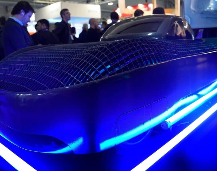 El Futuro de la movilidad con el Coche Volador Alef Model A en el MWC