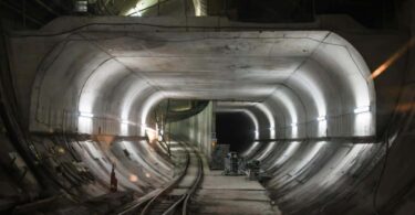 Barcelona se prepara para la inauguración de su línea de metro más extensa y rápida