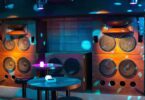 El auge de los 'Listening Bars' en BCN para una experiencia musical de alta fidelidad