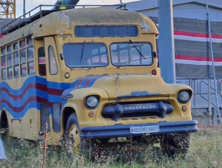 Encuentran autobús histórico del Barça en obras del Camp Nou