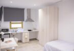 Se inauguró el Hogar Rosario Endrinal, refugio para mujeres sin hogar en Barcelona