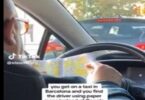 Taxista de Barcelona prefiere el mapa de papel que el GPS