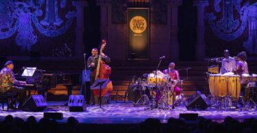 Barcelona celebra el Día Internacional del Jazz en Passeig de Gràcia