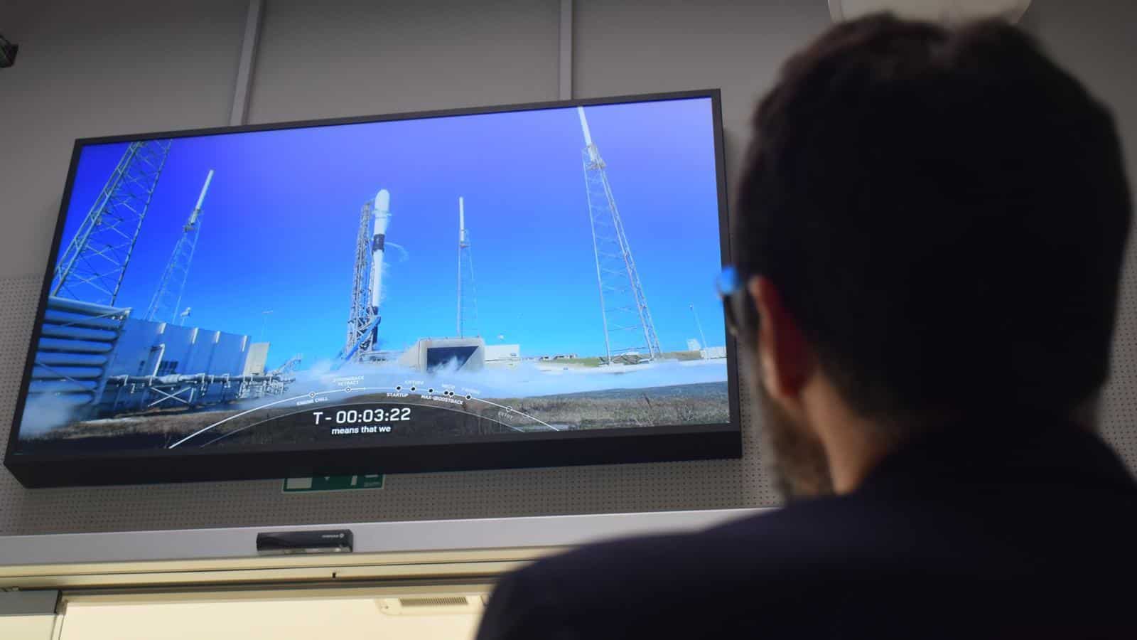 Le gouvernement de Catalogne encourage le lancement du quatrième satellite dans l'espace