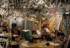 Cuentos posibles: 36 fotografías gigantes de Jeff Wall están en exposición en Barcelona