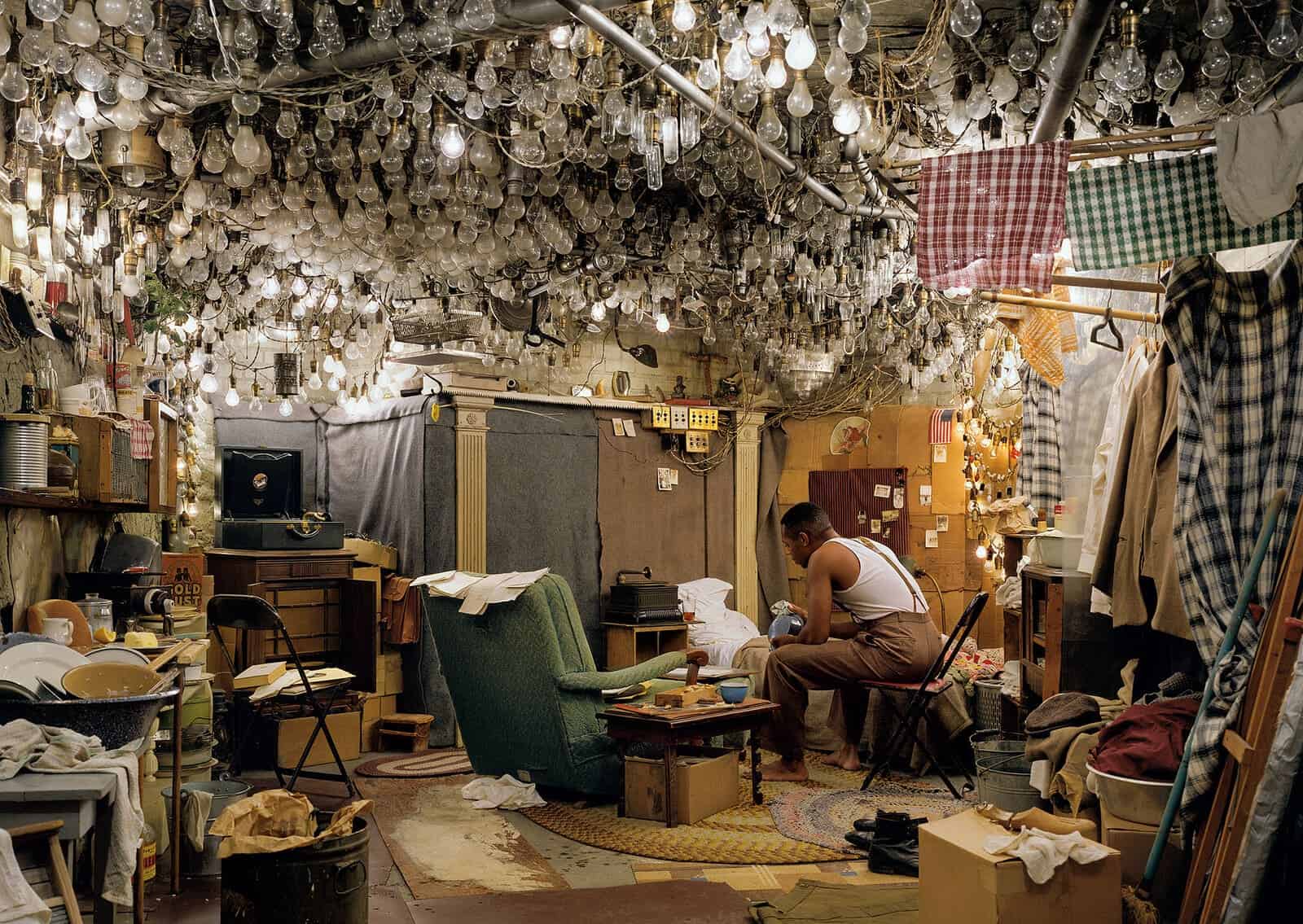 Cuentos posibles: 36 fotografías gigantes de Jeff Wall están en exposición en Barcelona