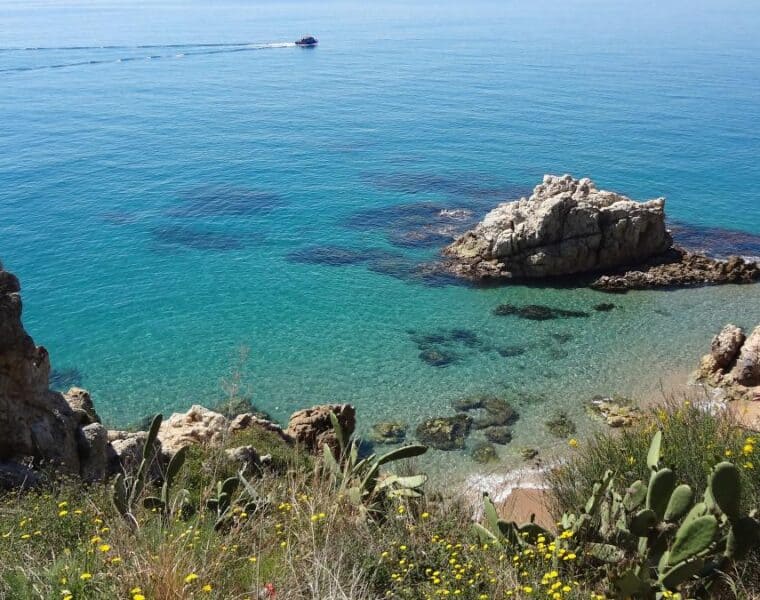 Sant Sebastià de Sitges: una de las mejores playas de Catalunya según National Geographic