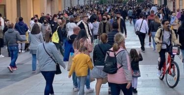 Barcelona ve un aumento demográfico en 2023, superando los 1,7 millones de habitantes