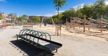 Estreno del Parque de las Trece Rosas: Un oasis en la Marina del Prat Vermell