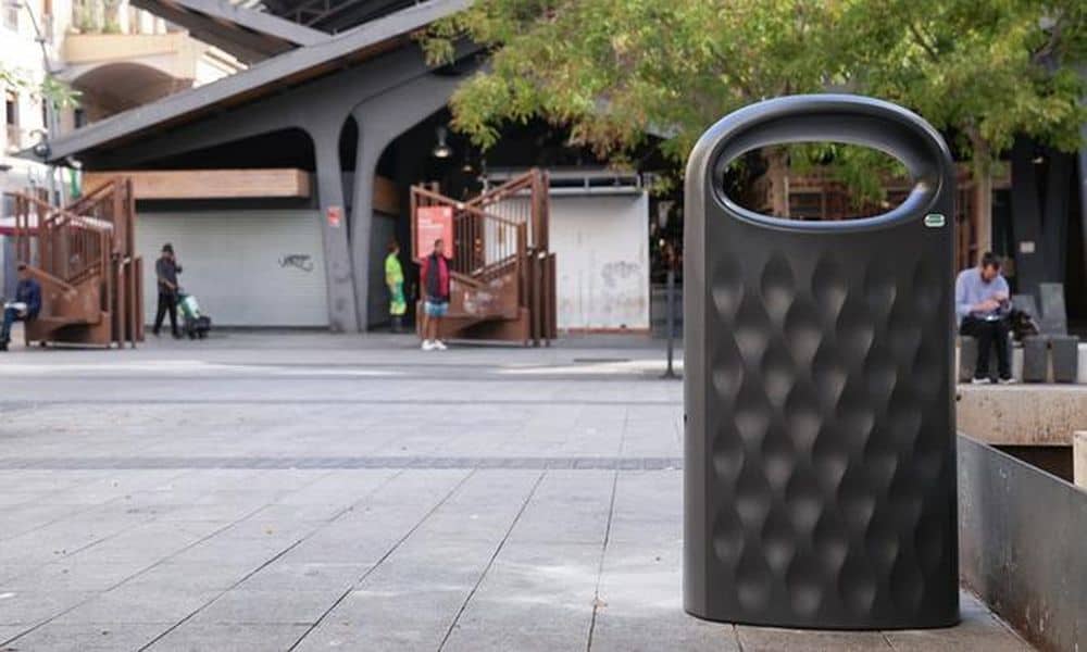 Innovative solution against waste: New waste garbage cans in Ciutat Vella and Sant Martí