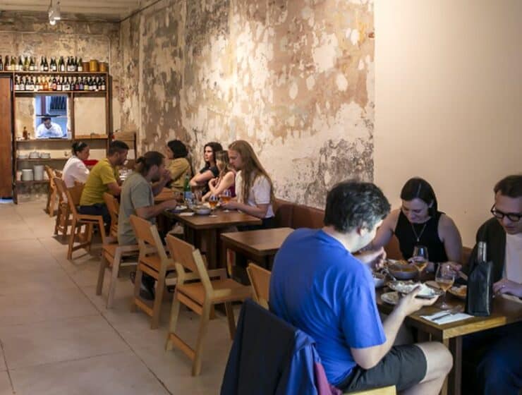 Acha'ar Bar, para disfrutar del vino y encurtidos naturales de India