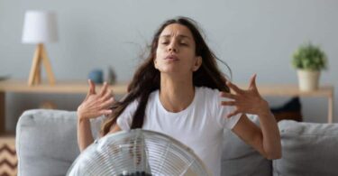 Alerta por la ola de calor trucos para dormir mejor y sin aire acondicionado