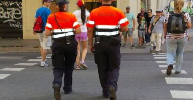 Aumentan la vigilancia en Barcelona con 40 agentes cívicos adicionales hasta octubre