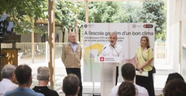 Barcelona inicia el proyecto de climatización en 24 escuelas, con un objetivo de 170 centros para 2029