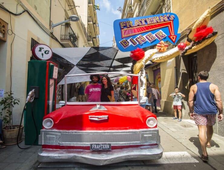 Descubre la magia de las calles decoradas en la Fiesta Mayor de Gràcia 2024