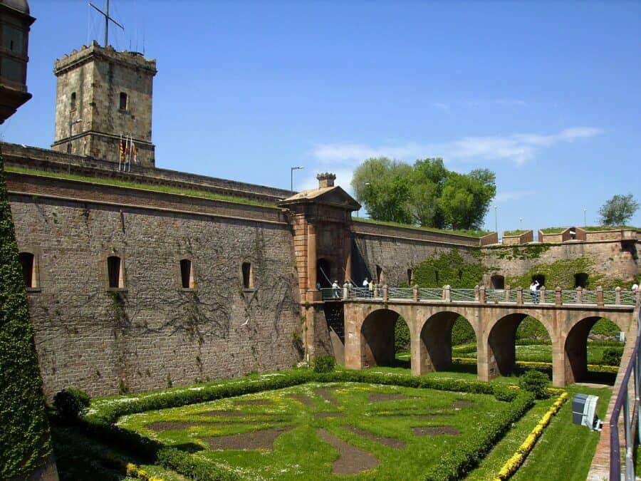 Barcelona invierte en la rehabilitación del Castillo de Montjuïc