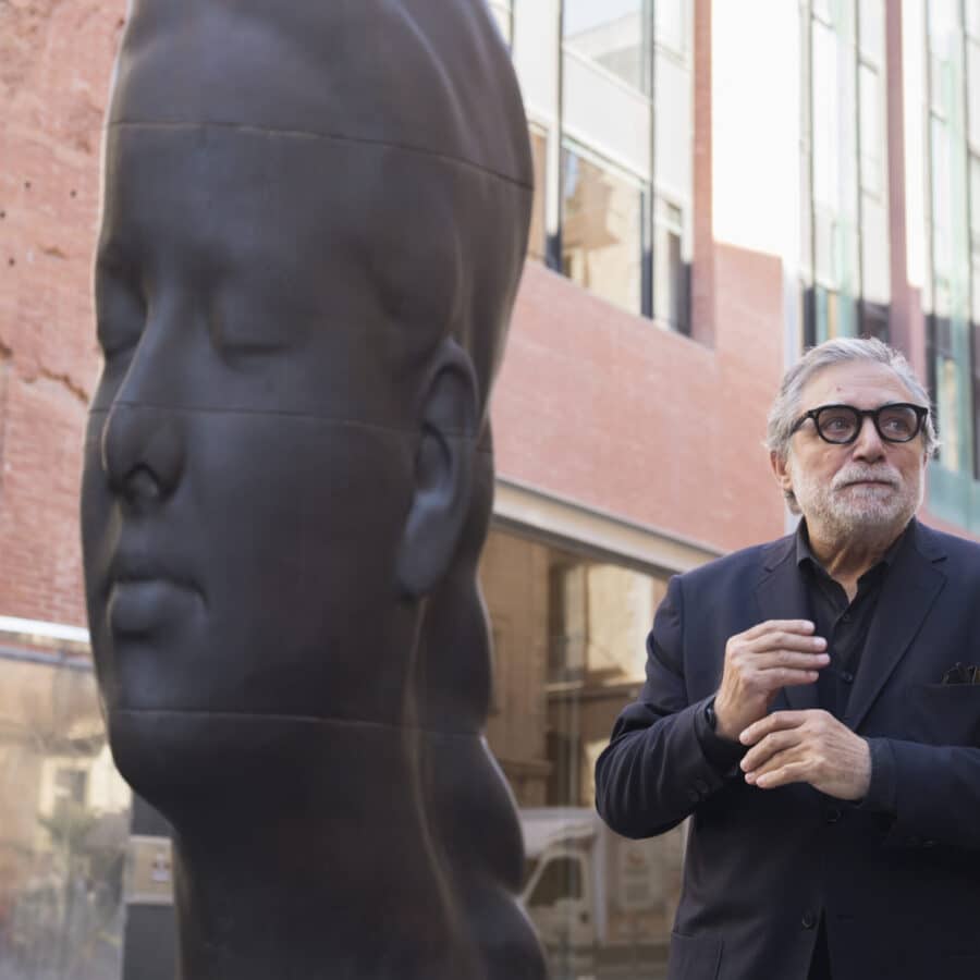 Barcelona rinde homenaje a Jaume Plensa