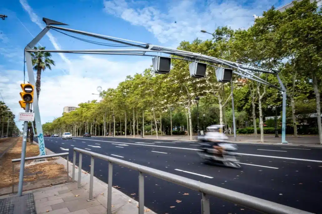 Diagonal, just before reaching Francesc Macià, the most suitable option for the expected growth of the intercity bus service