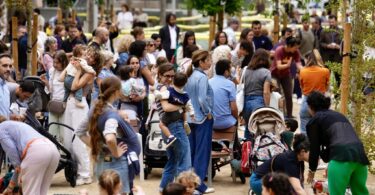 Reabren los Jardines Clara Campoamor tras su reforma un nuevo espacio verde para tods
