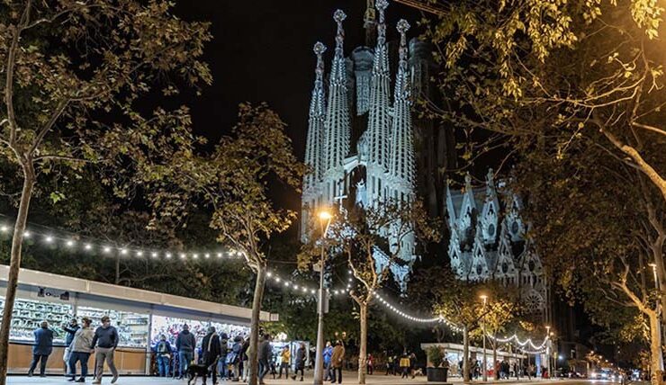 Mercados navideños en Barcelona tradición y encanto en cada rincón