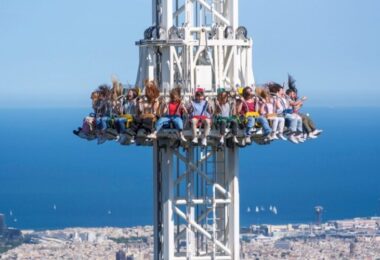 El próximo 12 de agosto, Día Mundial de la Juventud, los menores de 30 años podrán subir gratis al Merlín del Parque de atracciones Tibidabo
