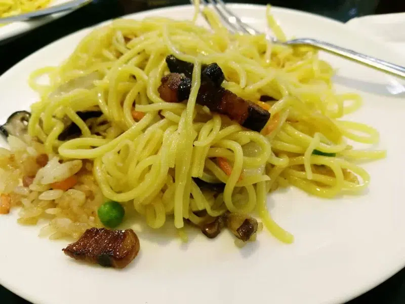 tallarines hechos a mano en el restaurante Da Zhong Barcelona